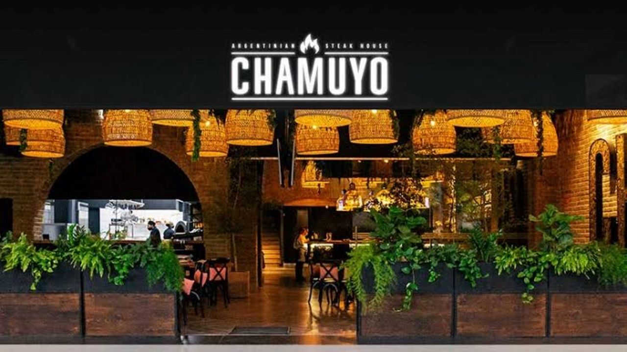 Chamuyo Cabo atmosphere