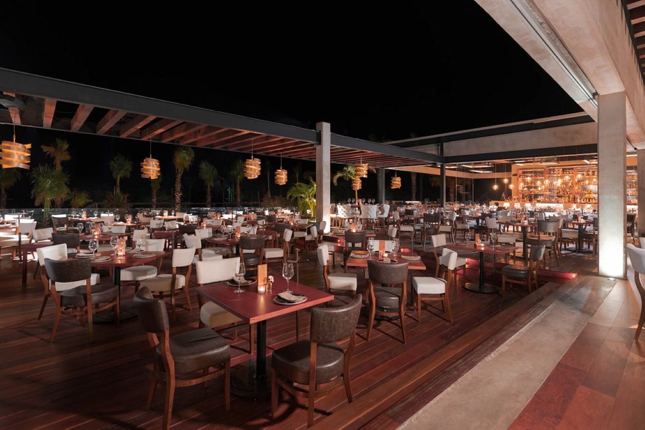 Reservations at RosaNegra Cabo