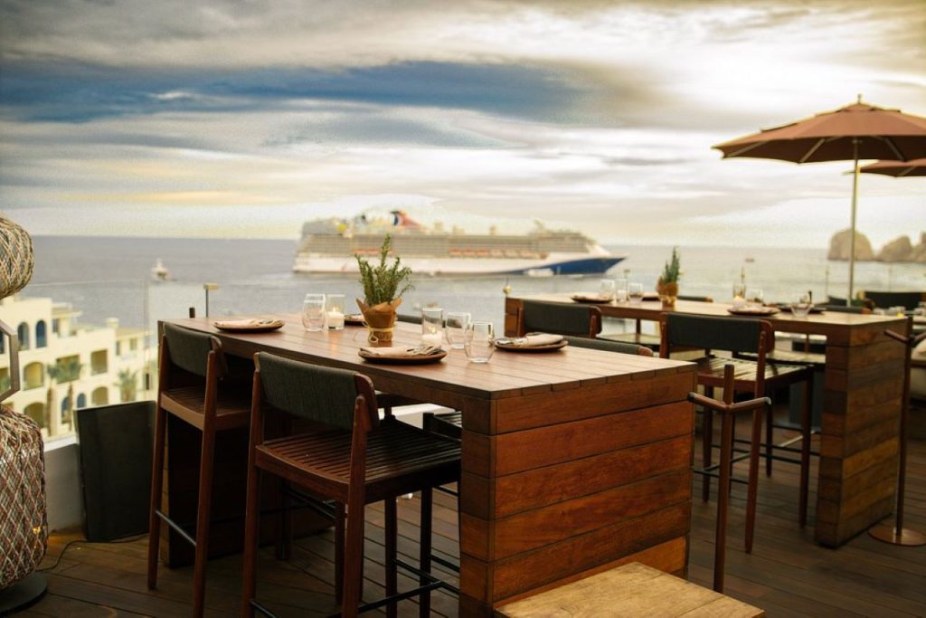 Rooftop dining at Craft Cabo