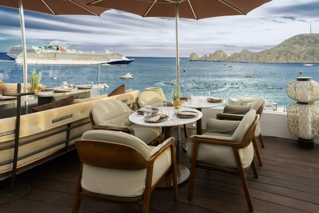 Craft Los Cabos rooftop dining​